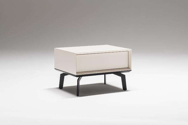 LAZER NIGHT TABLE