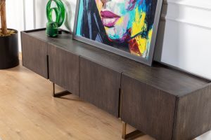 KOLN TV CONSOLE