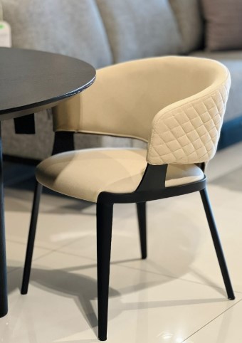 [ZHIDCBEP] NOTO BEIGE WITH PATTERN DINING CHAIR